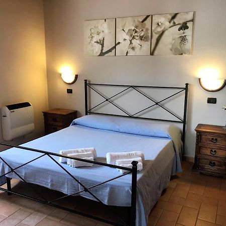 Apecchio Country House Chiciabocca מראה חיצוני תמונה